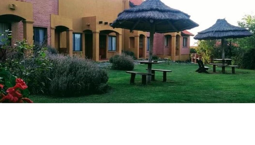 Barranca Del Indio Aparthotel Merlo Buitenkant foto
