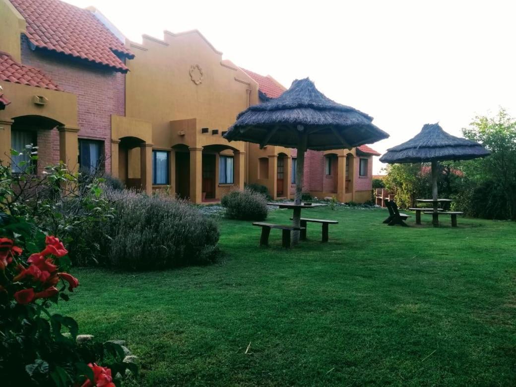 Barranca Del Indio Aparthotel Merlo Buitenkant foto
